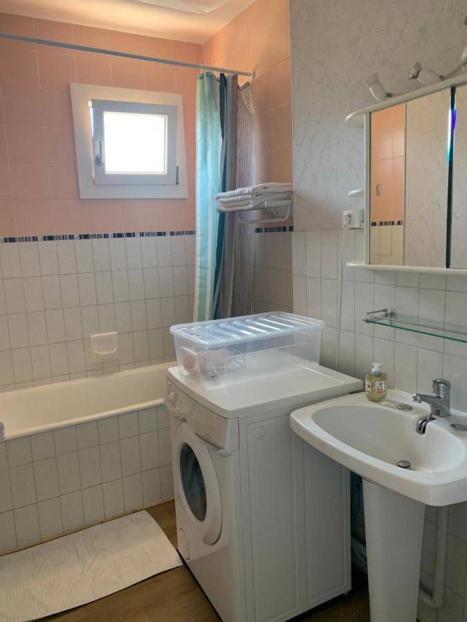 אמבראן Appartement Au Plan D'Eau - Chez Laurence מראה חיצוני תמונה